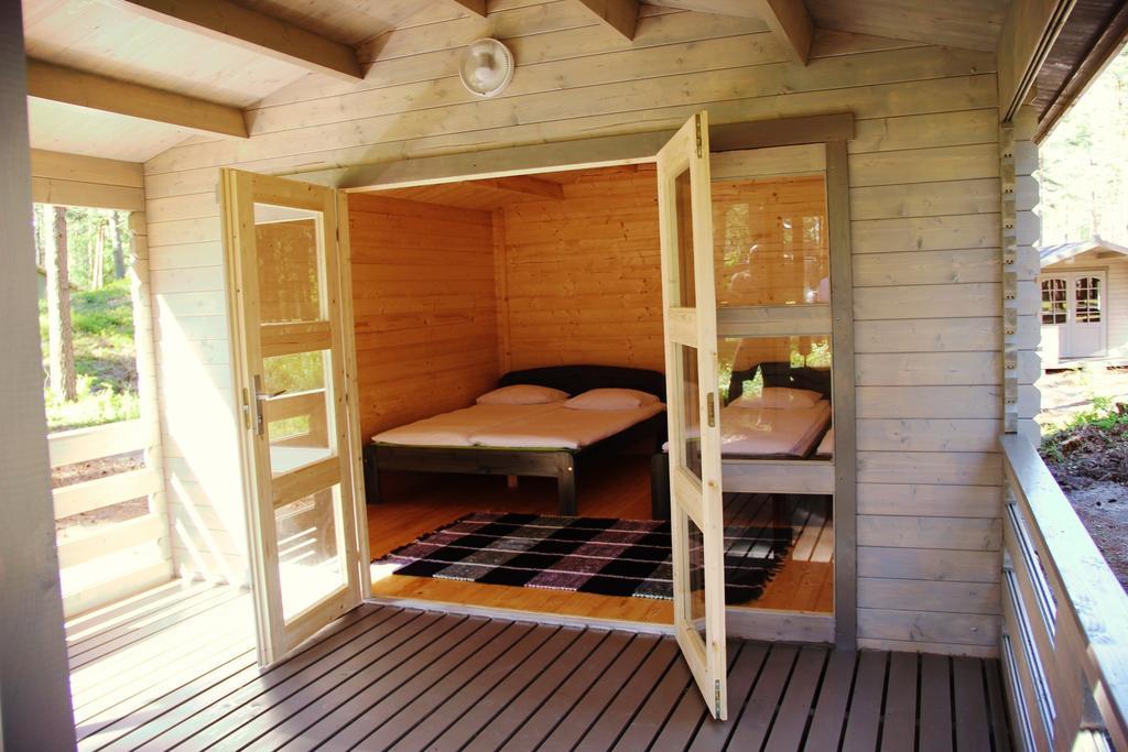 Valgeranna Puhkekeskus Hotell Rum bild